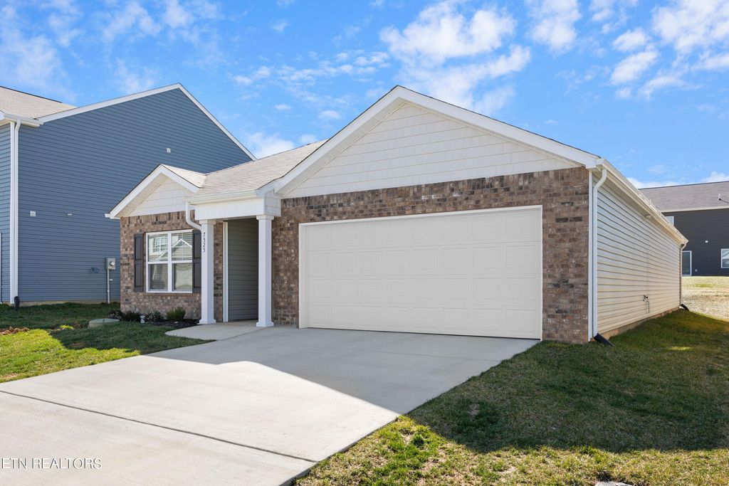 Photo of 7525 Cottontail St, Corryton, TN 37721 (MLS # 1252754)