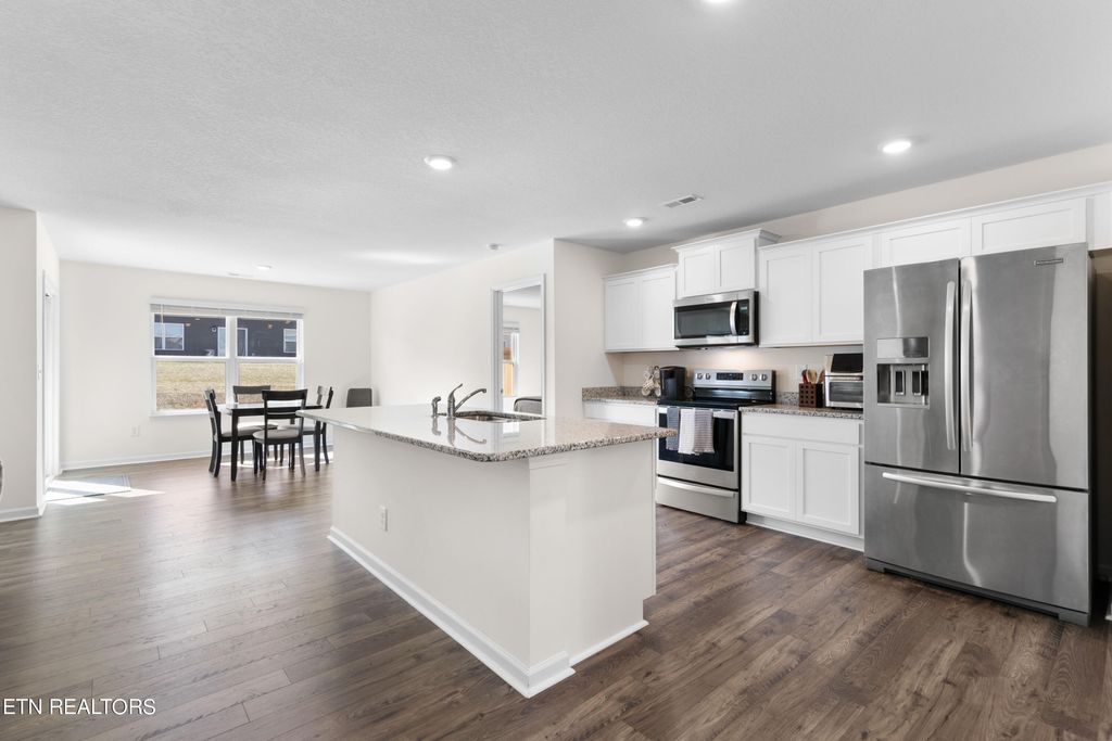 Photo of 7525 Cottontail St, Corryton, TN 37721 (MLS # 1252754)