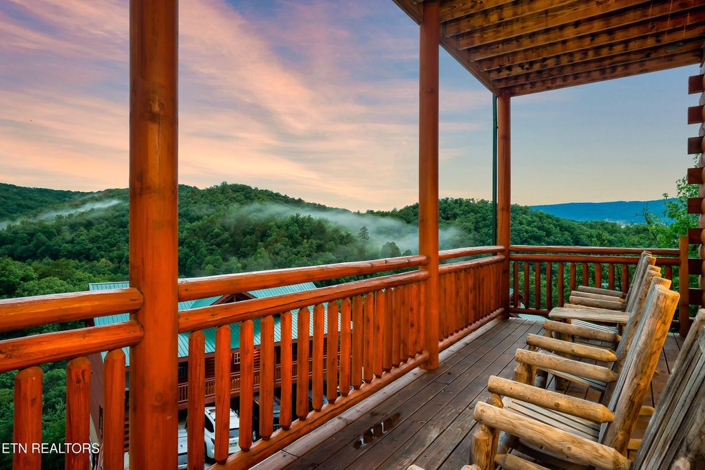 Photo of 2303 Boulder Way, Sevierville, TN 37862 (MLS # 1315634)