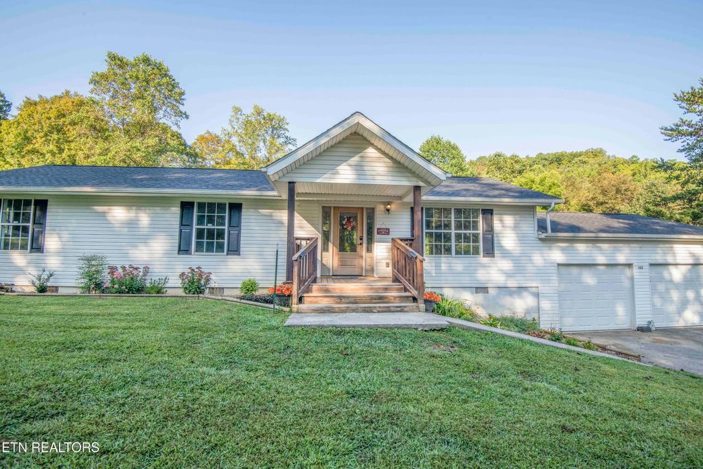 Photo of 505 Monroe Rd, Maynardville, TN 37807 (MLS # 1315379)