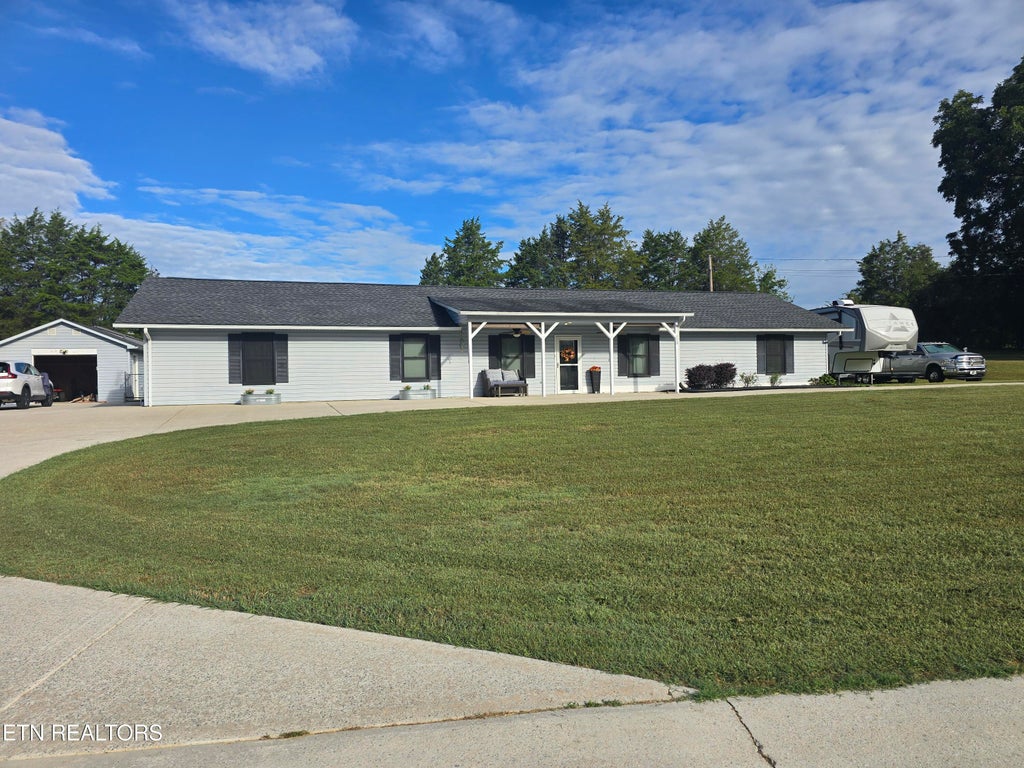 Photo of 112 Elmer Drive, Kingston, TN 37763 (MLS # 1357024)