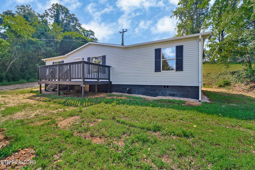 Photo of 540 N Kingston Ave, Rockwood, TN 37854 (MLS # 1307839)