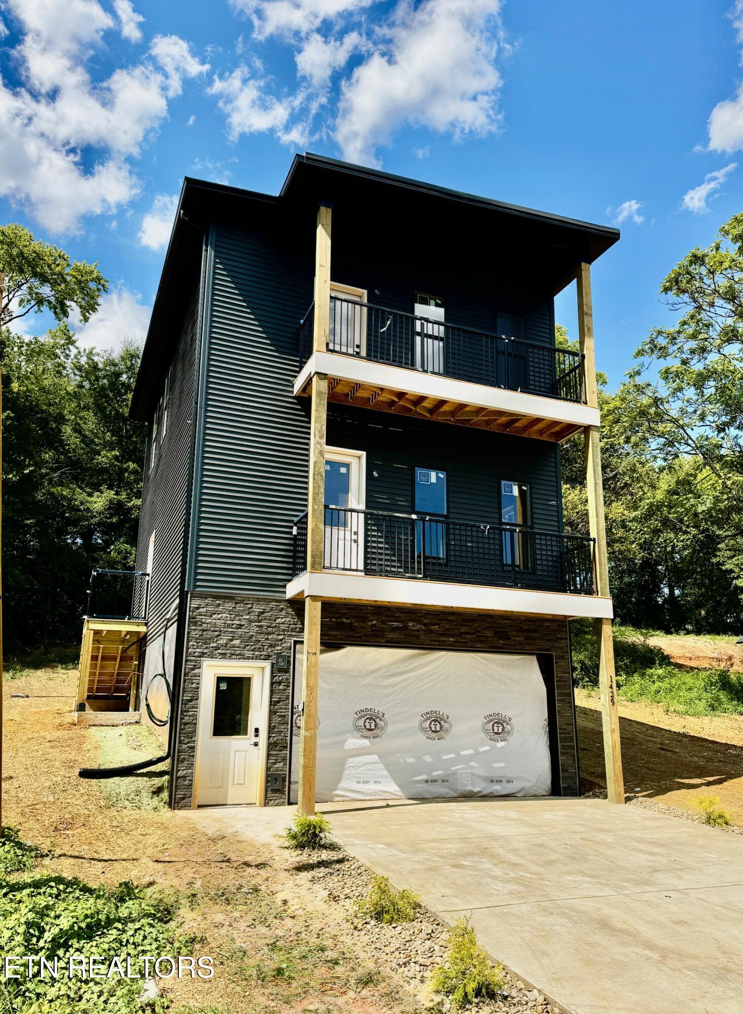 1429 Nolan Ave