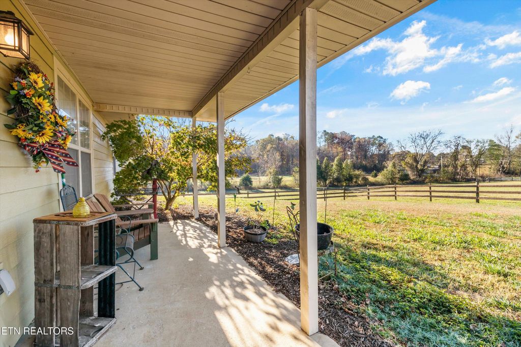 Photo of 220230 McClung Rd, Madisonville, TN 37354 (MLS # 1283365)