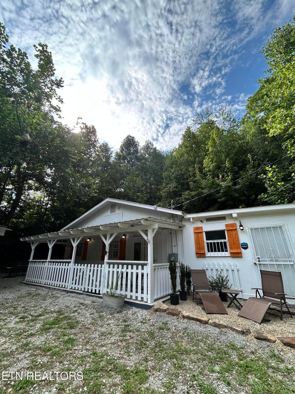 Photo of 222 Stinking Creek Rd, LaFollette, TN 37766 (MLS # 1351315)