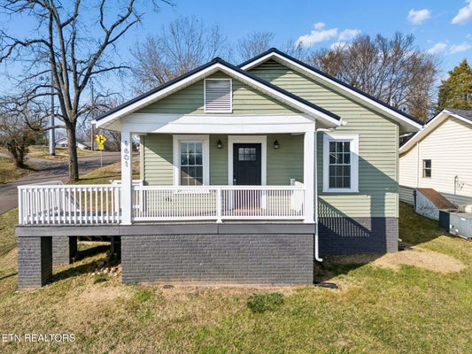 1601 CECIL AVE, KNOXVILLE, TN 37917 - Image a7be5eb6de4e2ec98a171d82e7265c6e/4214526856