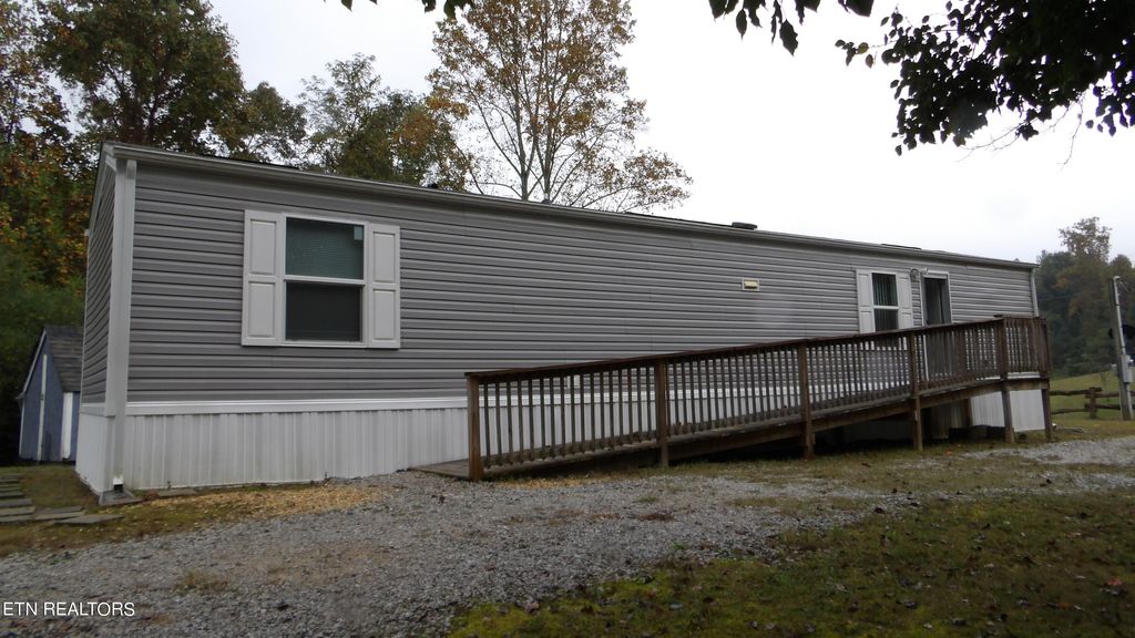 Photo of 135 Strunk Road Rd, Wartburg, TN 37887 (MLS # 1242344)