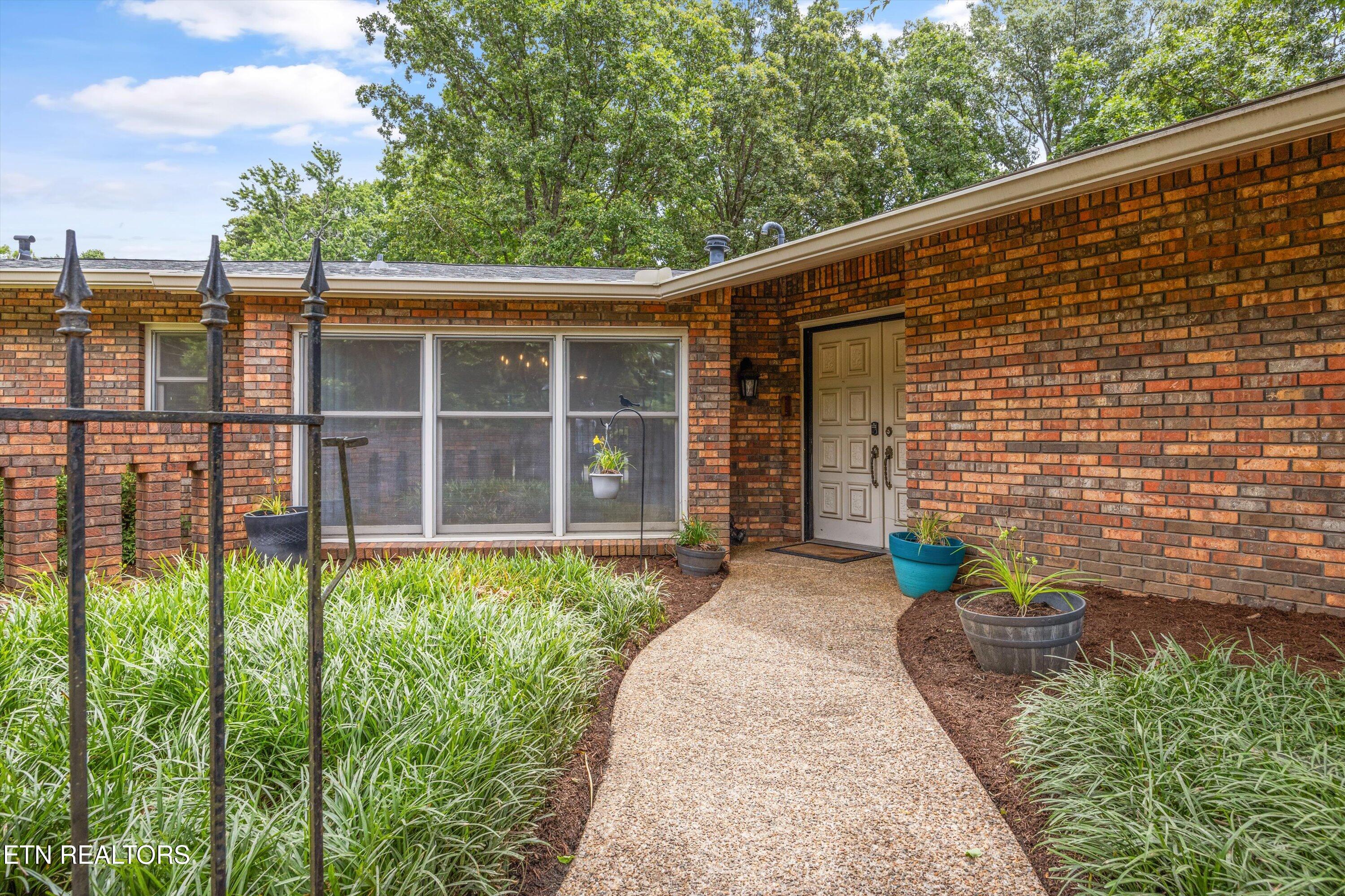 7935 Cranley Rd