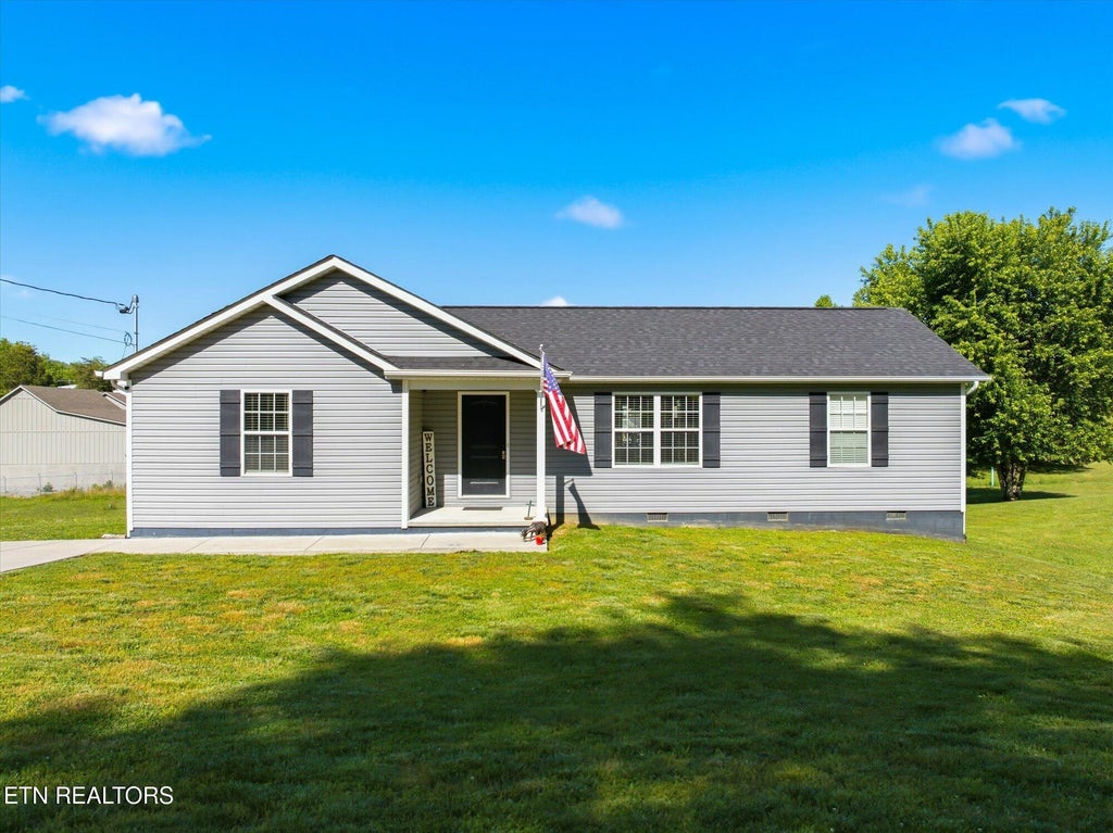 Photo of 574 Monroe Rd, Maynardville, TN 37807 (MLS # 1333738)