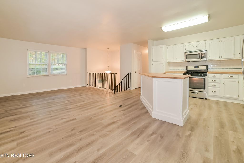 Photo of 165 Cedar Circle, Powell, TN 37849 (MLS # 1321006)