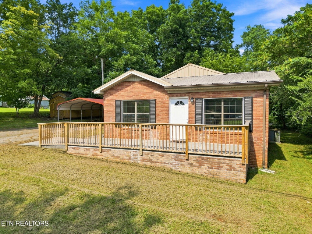 Photo of 826 Columbus St, Maryville, TN 37804 (MLS # 1351824)