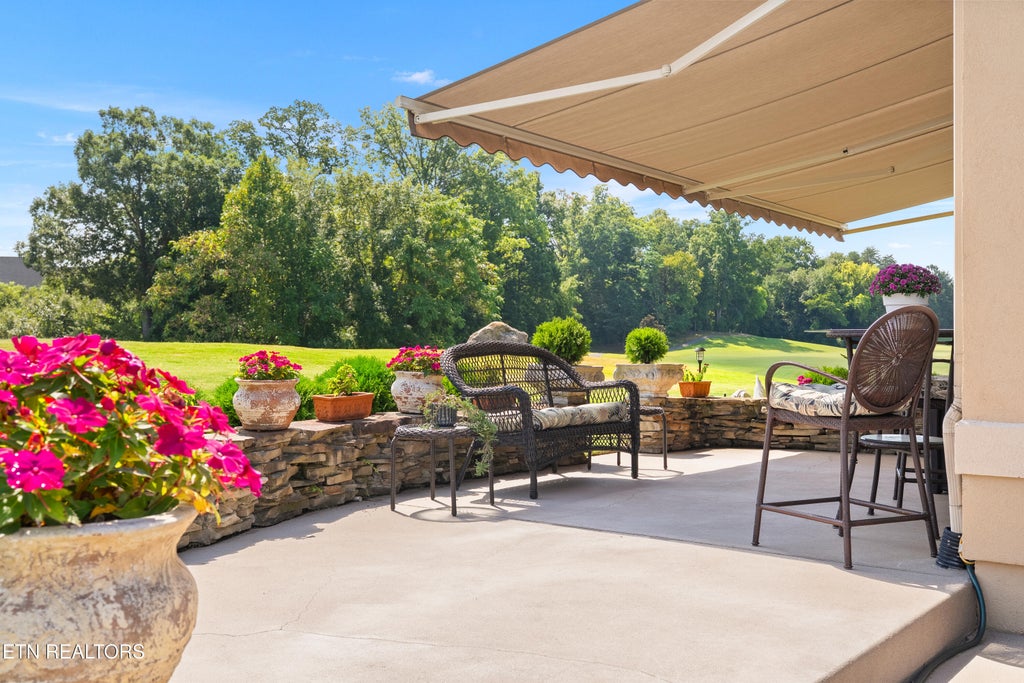 Photo of 240 Goldcrest Drive, Vonore, TN 37885 (MLS # 1353692)