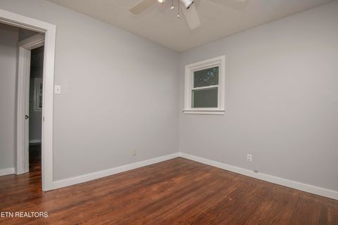 Tiny photo for 2212 Knollcrest Lane, Knoxville, TN 37920 (MLS # 1318673)