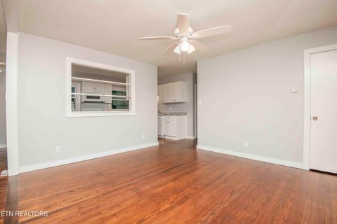 Tiny photo for 2212 Knollcrest Lane, Knoxville, TN 37920 (MLS # 1318673)