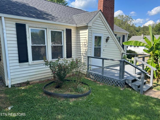 517 E CENTRAL AVE, LA FOLLETTE, TN 37766 - Image a7e8e40f9c4ab46fe7020ff7e4c7d345/1047690957