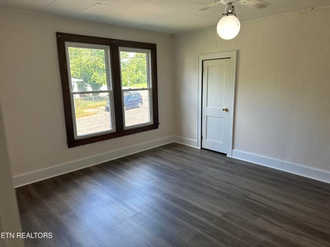 Tiny photo for 517 E Central Ave, LaFollette, TN 37766 (MLS # 1355682)