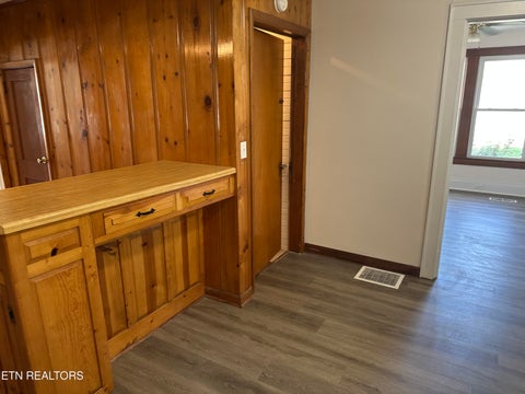 Tiny photo for 517 E Central Ave, LaFollette, TN 37766 (MLS # 1355682)