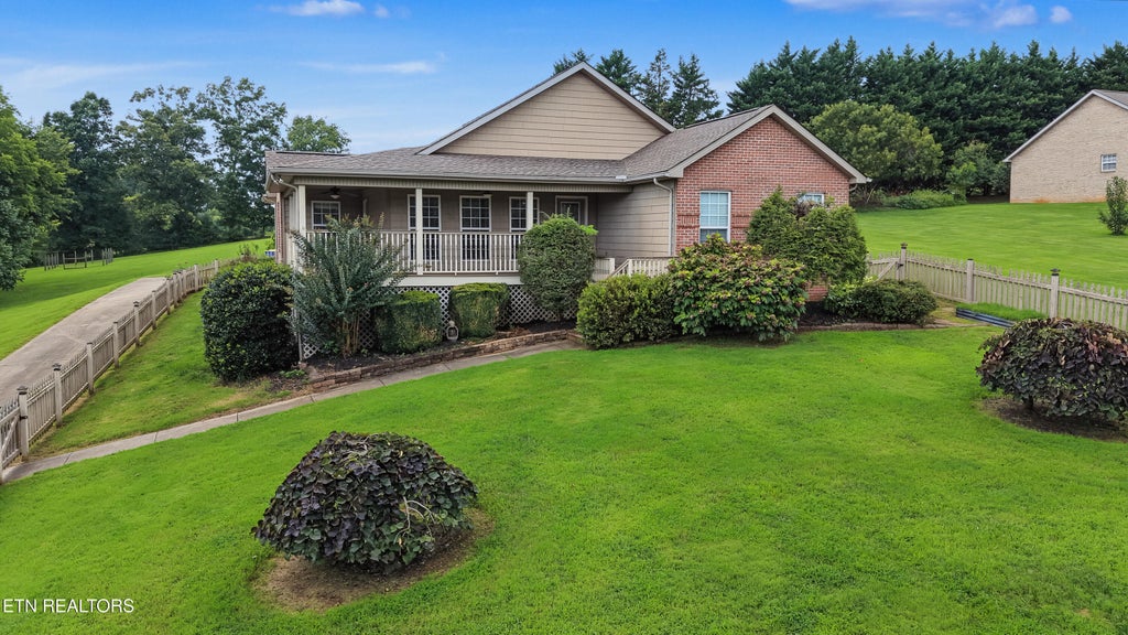 Photo of 5844 Hutton Ridge Rd, Maryville, TN 37801 (MLS # 1351950)