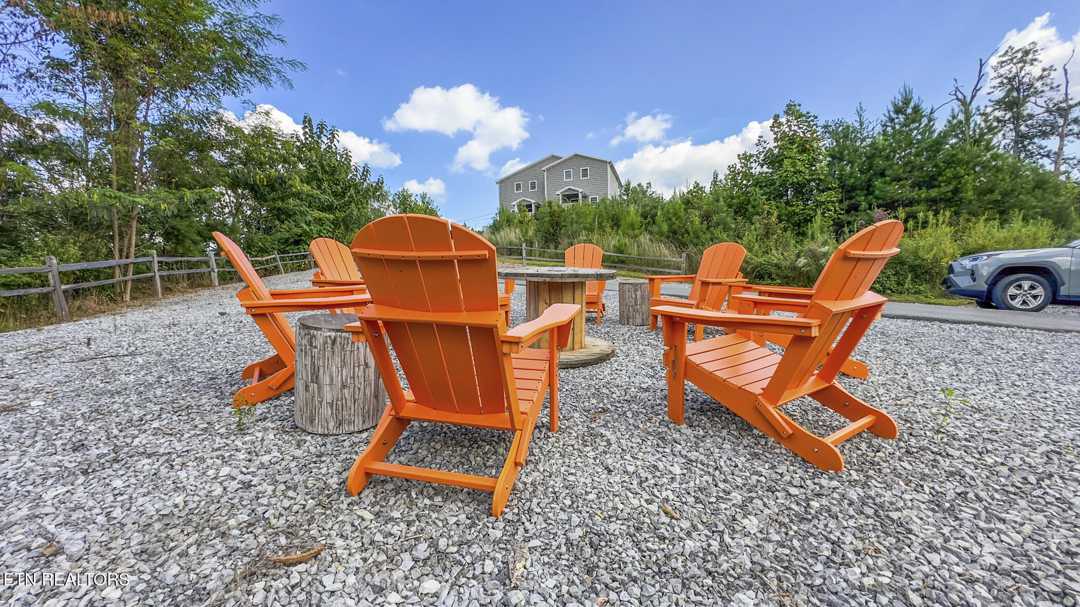 1156 Hemlock Drive