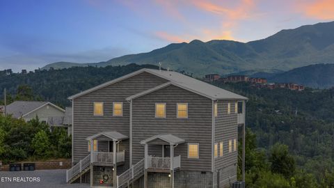 1156 Hemlock Drive Gatlinburg TN 37738