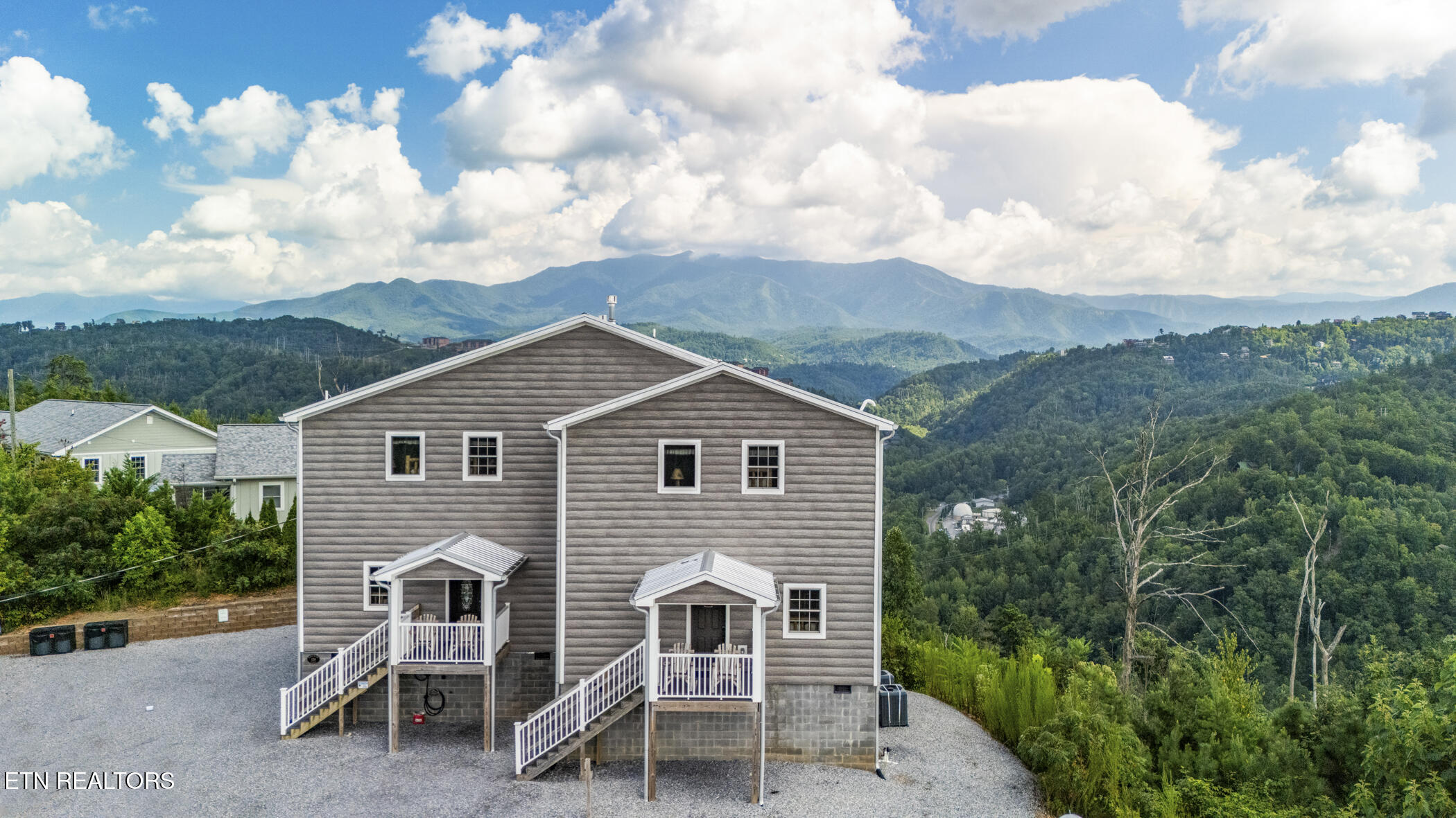 1156 Hemlock Drive