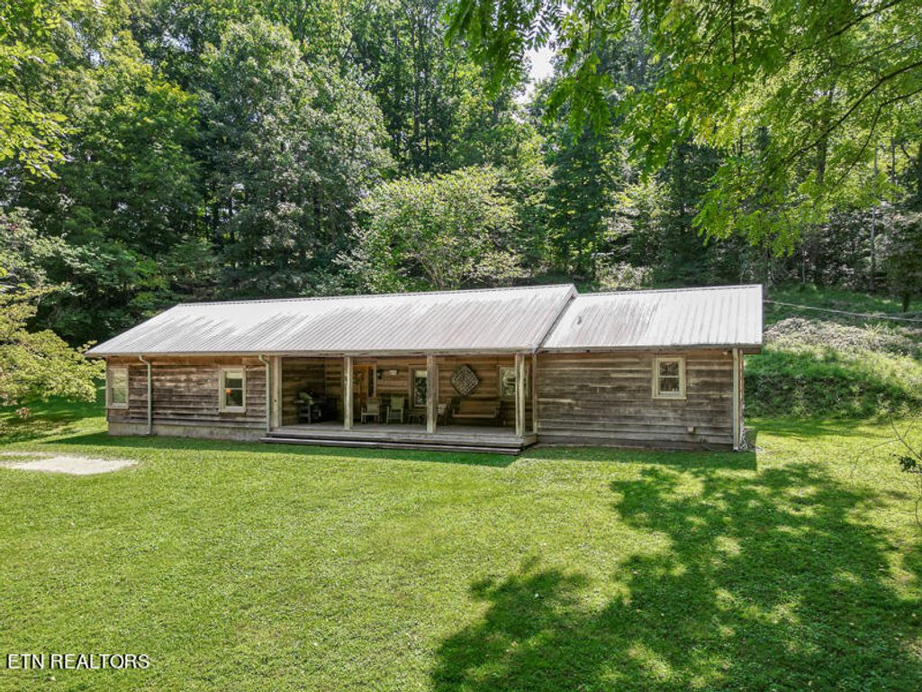 Photo of 437 Taylor Acuff Rd, Washburn, TN 37888 (MLS # 1274206)