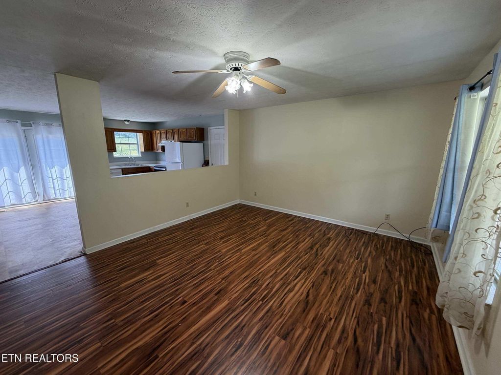 Photo of 3175 Dutch Valley Rd, Clinton, TN 37716 (MLS # 1345555)