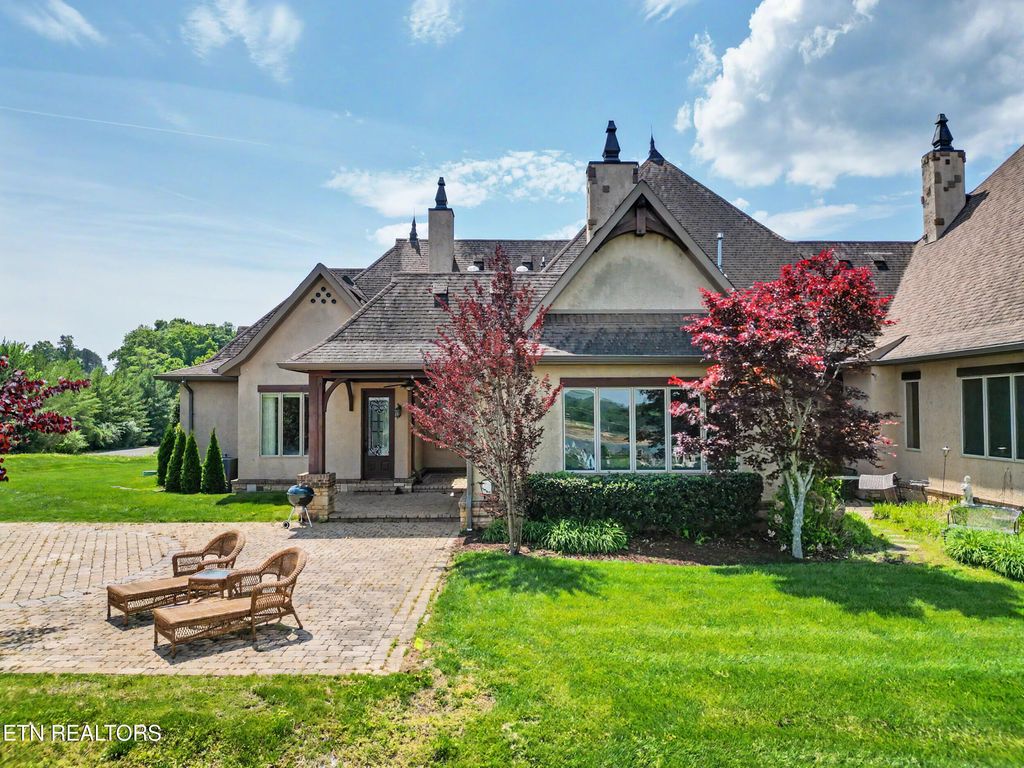 Photo of 3320 High Pointe Way, Louisville, TN 37777 (MLS # 1338076)