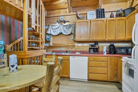 Tiny photo for 147 Tolliver Tr, Townsend, TN 37882 (MLS # 1340487)