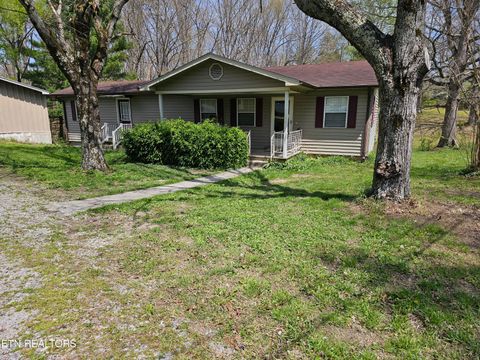 Photo of 1009 Roysden Rd, Jamestown, TN 38556 (MLS # 1319235)