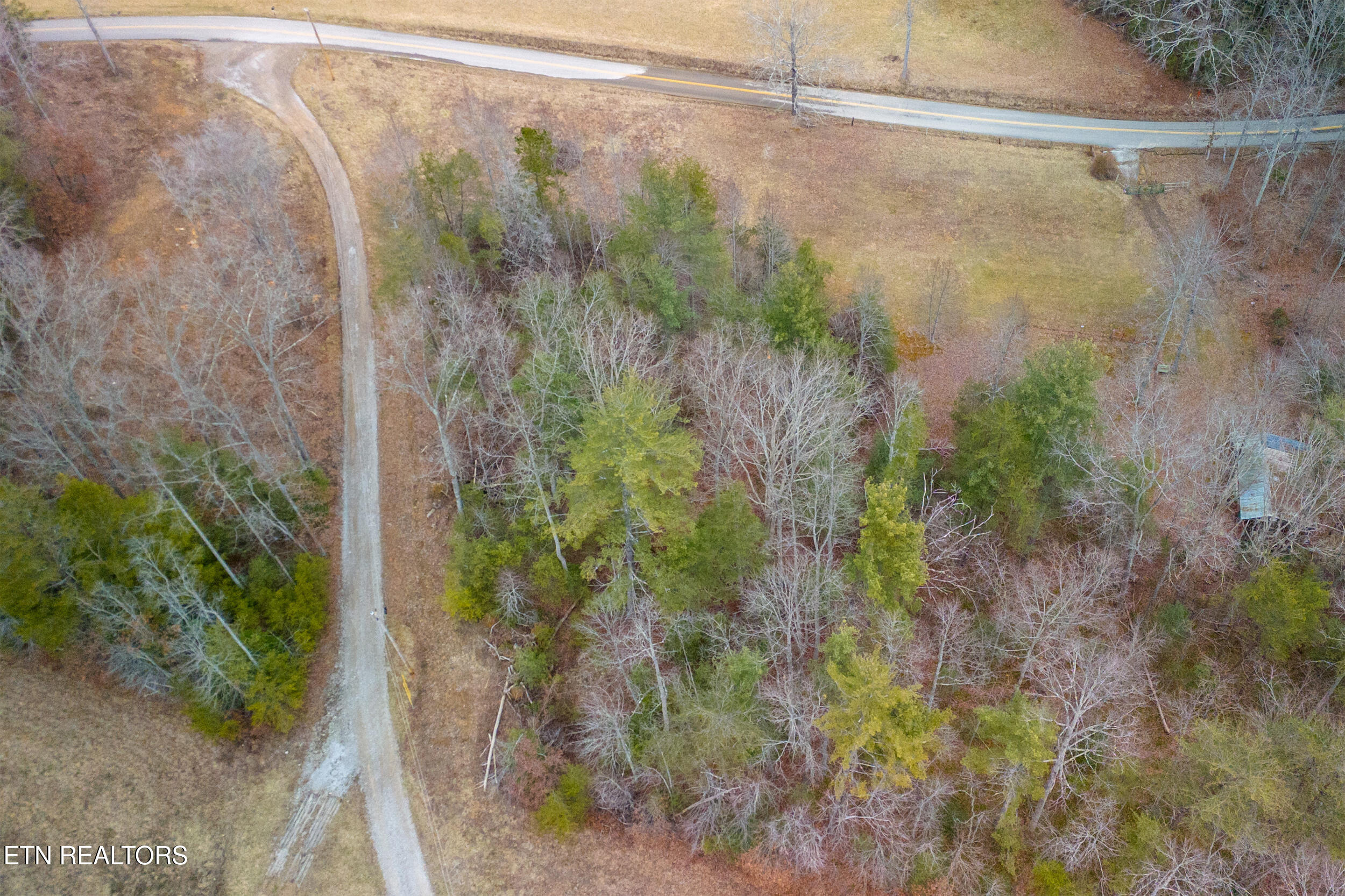 1567 Twin Bridge Rd