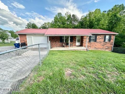 Photo of 1425 Highway 441, Middlesboro, KY 40965 (MLS # 1342800)