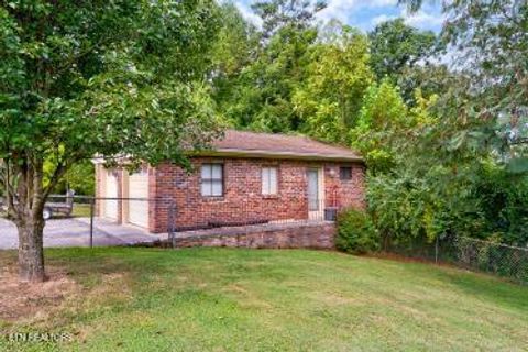 Tiny photo for 5507 E Sunset Rd, Knoxville, TN 37914 (MLS # 1315131)