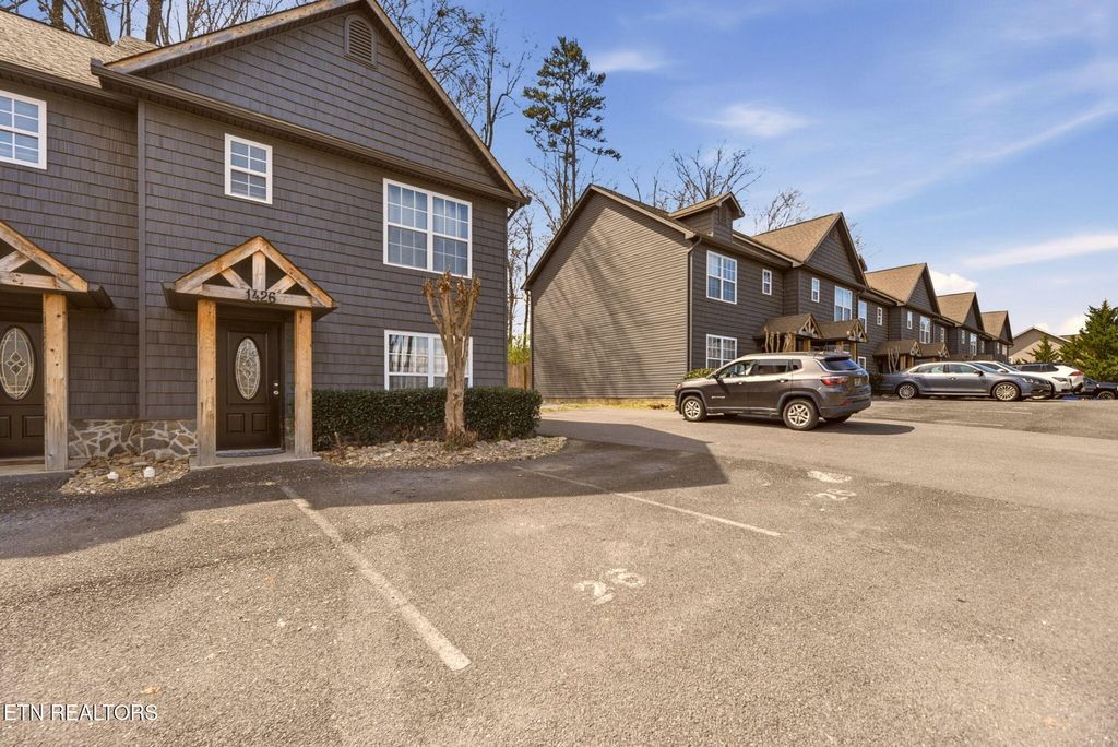 Photo of 1426 William Holt Blvd, Sevierville, TN 37862 (MLS # 1336915)