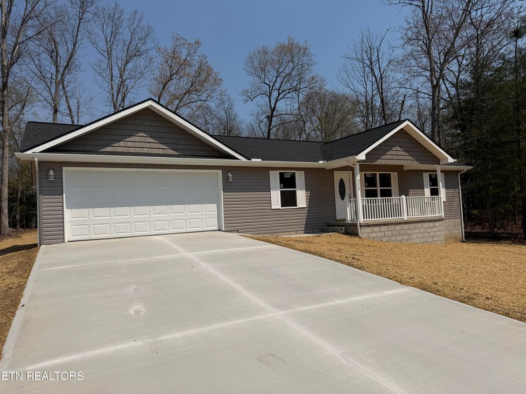 Photo of 6029 Pocahontas Lane, Crossville, TN 38572 (MLS # 1320189)