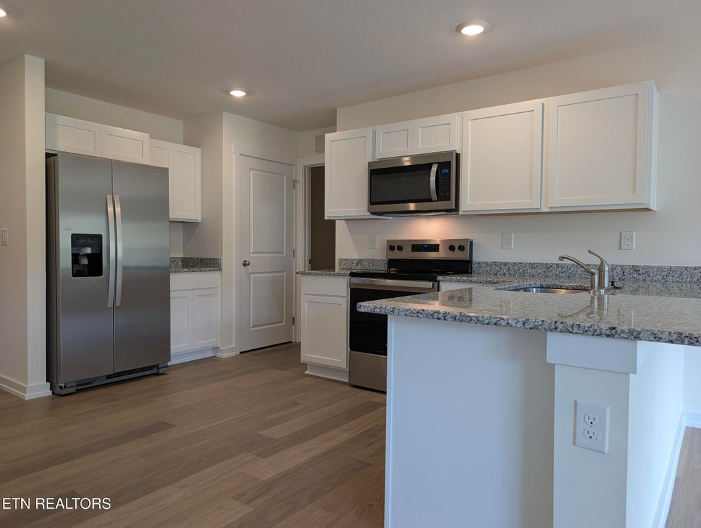 Photo of 573 White Oak Lane, Vonore, TN 37885 (MLS # 1356990)