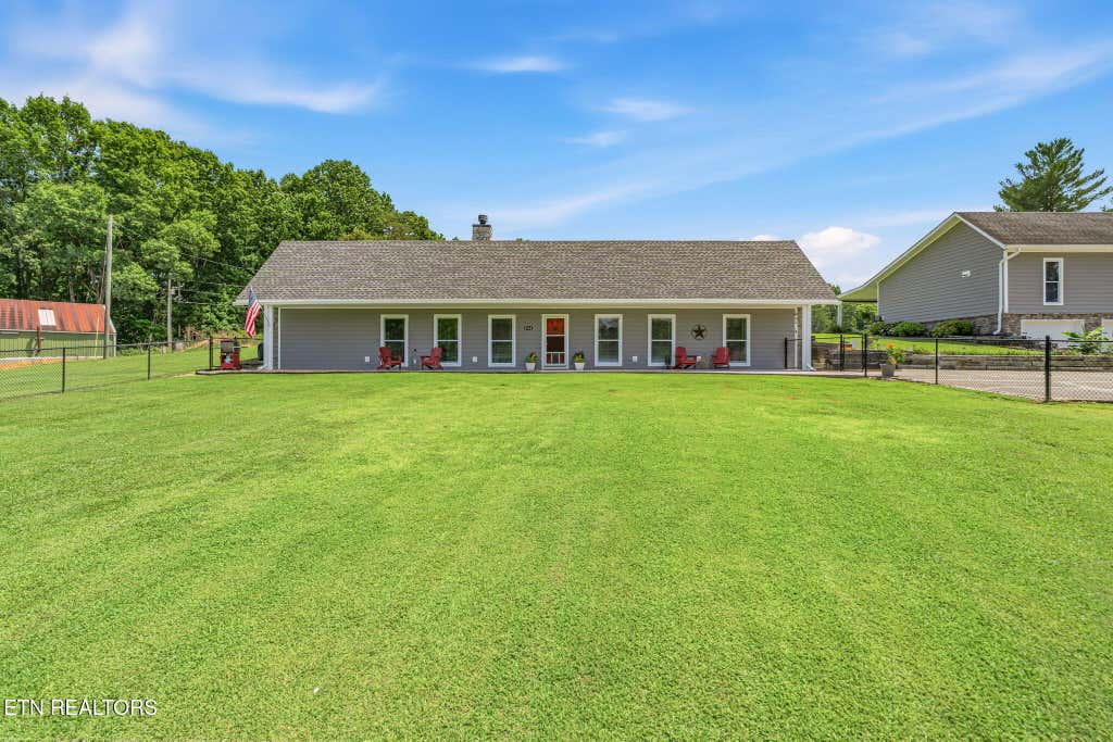 Photo of 4762 Dogwood Lane, Strawberry Plains, TN 37871 (MLS # 1350413)