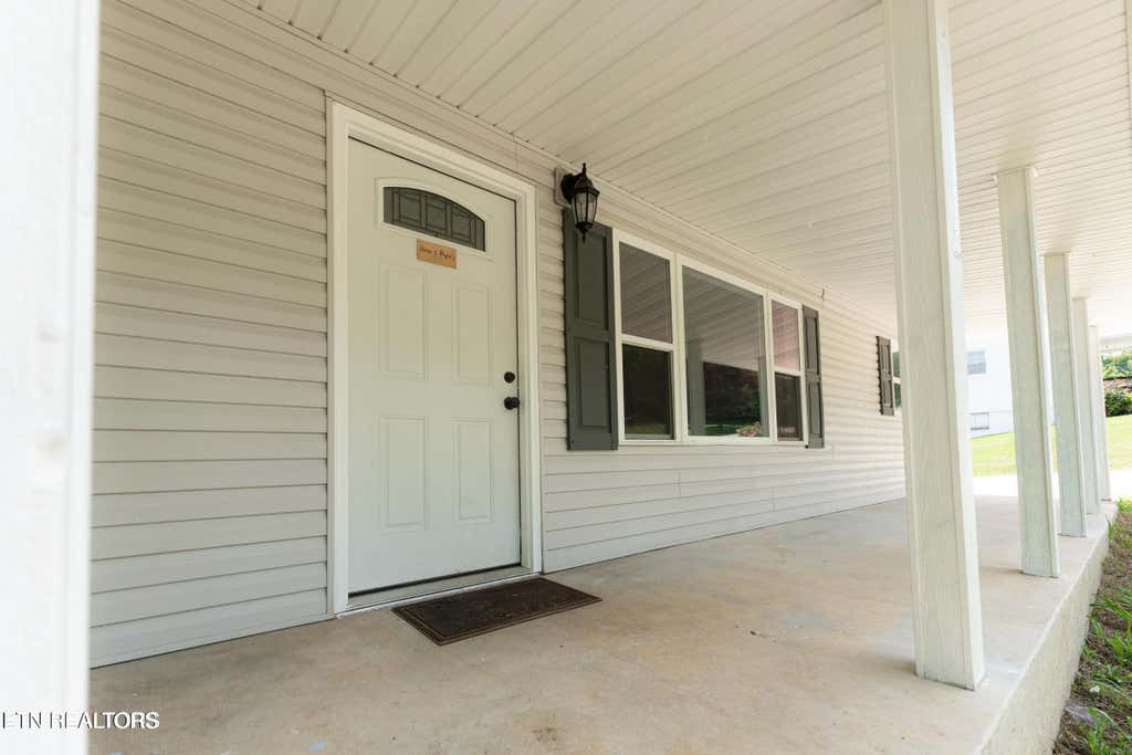 Photo of 814 Moss Lane, Jefferson City, TN 37760 (MLS # 1349889)