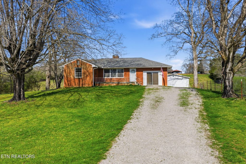 Photo of 110 Hart Cemetery Lane, Clinton, TN 37716 (MLS # 1333187)