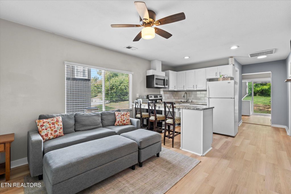 Photo of 3625 NW Reagan Avenue NW Ave, Knoxville, TN 37919 (MLS # 1315110)