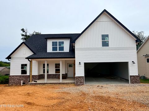 Photo of 222 English Oak Lane, Lenoir City, TN 37771 (MLS # 1349128)