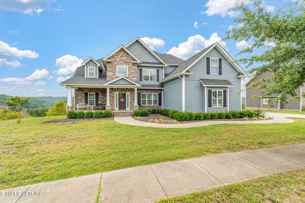 Photo of 113 Sweetberry St, Oak Ridge, TN 37830 (MLS # 1331618)