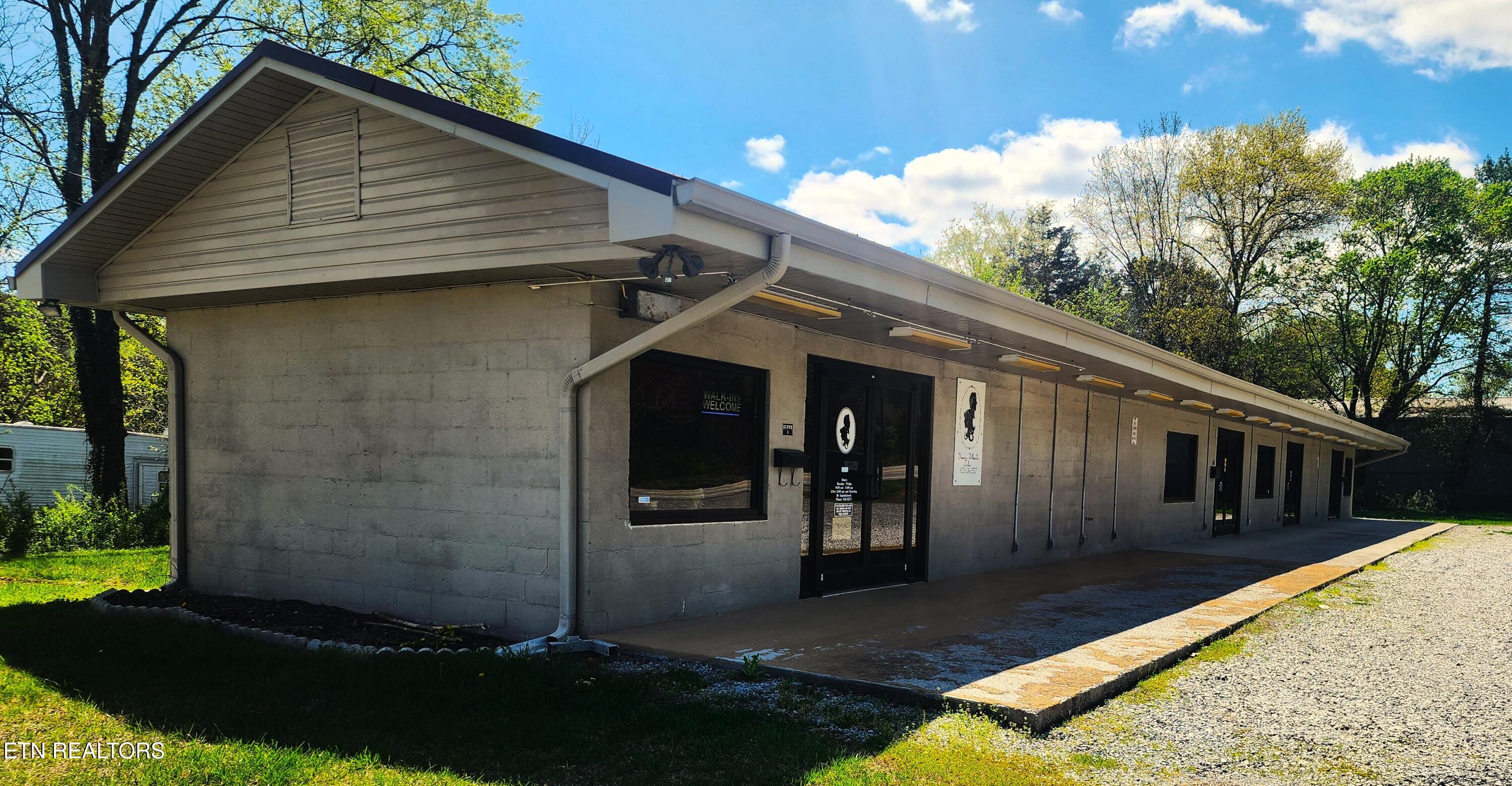5199 S 33 Hwy