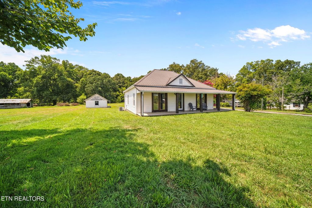 Photo of 963 Lead Mine Rd Rd, White Pine, TN 37890 (MLS # 1272917)