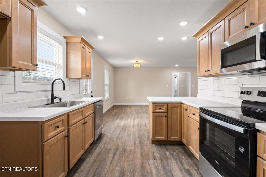 Photo of 114 Brook Lane, LaFollette, TN 37766 (MLS # 1331527)