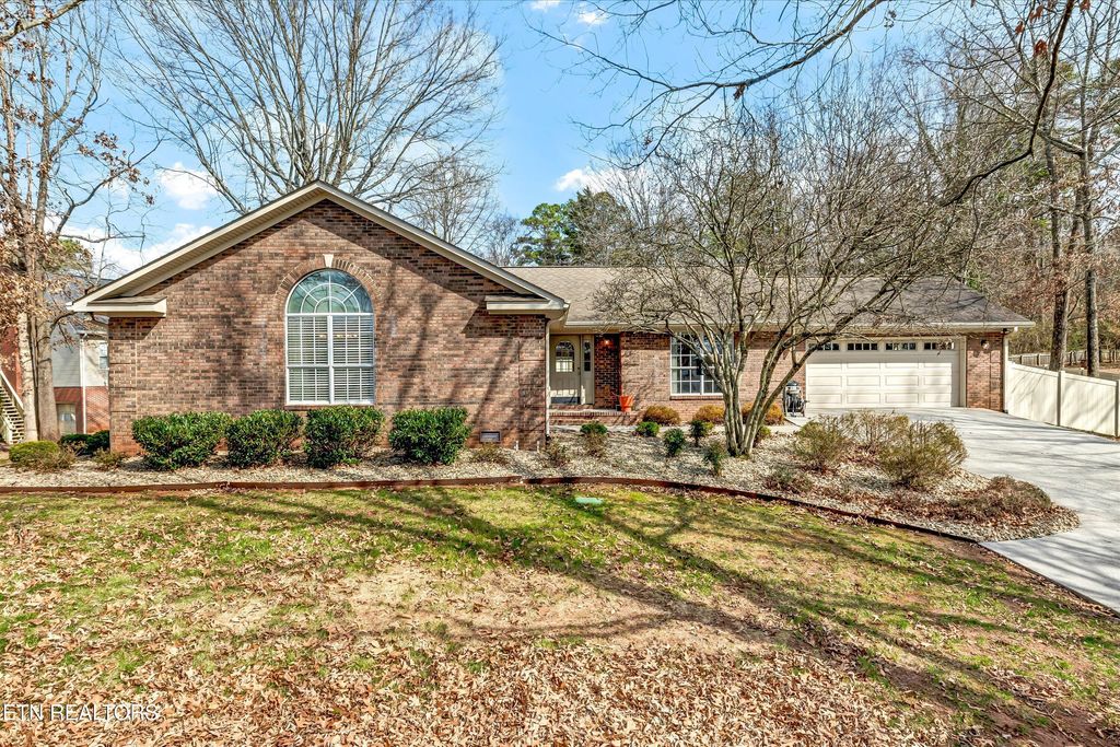 Photo of 1617 Mimosa Drive, Louisville, TN 37777 (MLS # 1292516)