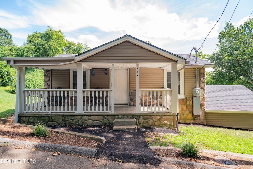 Photo of 132 Watauga Ave, Knoxville, TN 37917 (MLS # 1330365)