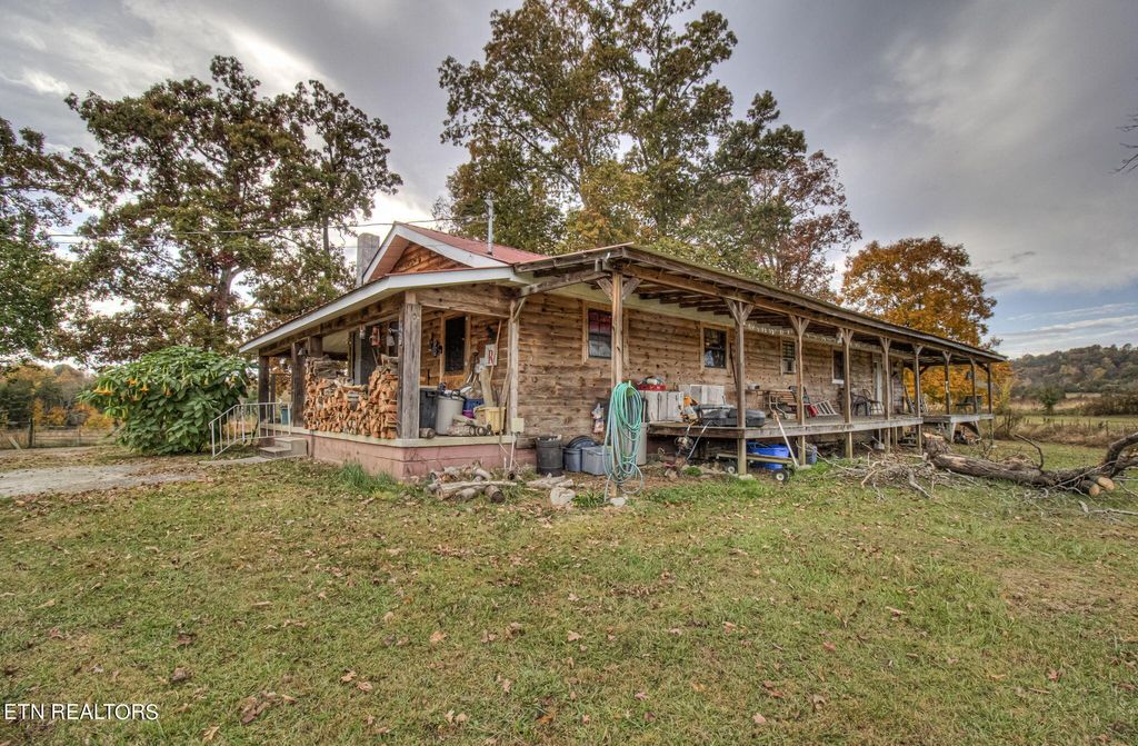 Photo of 113 Sink Hole Rd, Tellico Plains, TN 37385 (MLS # 1244672)