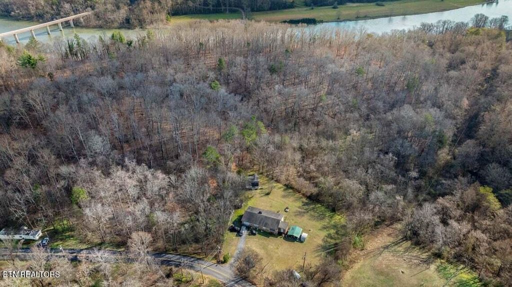 Photo of 2 Roberts Rd, Kodak, TN 37764 (MLS # 1332419)