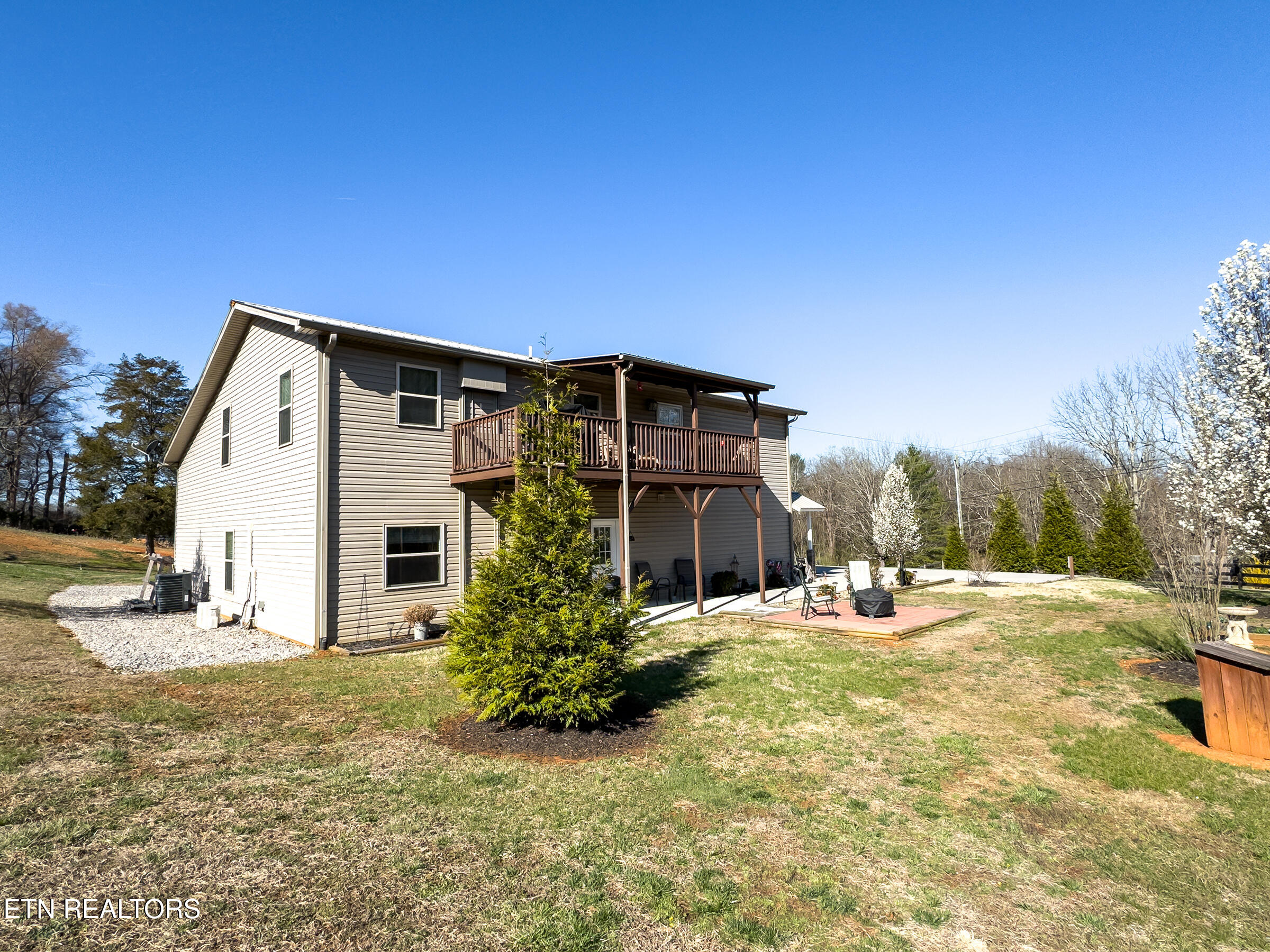 1505 Indian Warpath Rd